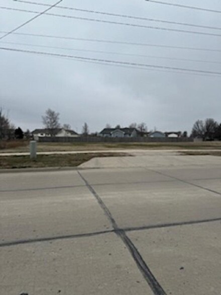 0 E Hickory St Unit SCK644655, Hesston, KS 67062