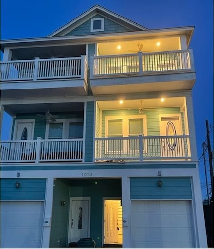 1013 10th St Unit A, Galveston, TX 77550