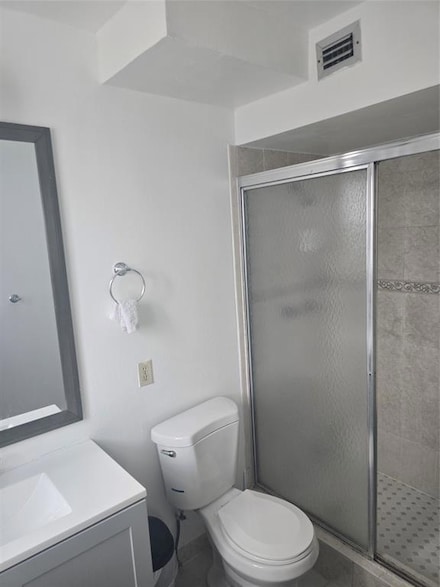 2800 Somerset Dr Unit 203J, Lauderdale Lakes, FL 33311