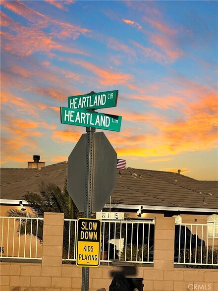 0 Heartland Cir Unit HD23026672, Oak Hills, CA 92344