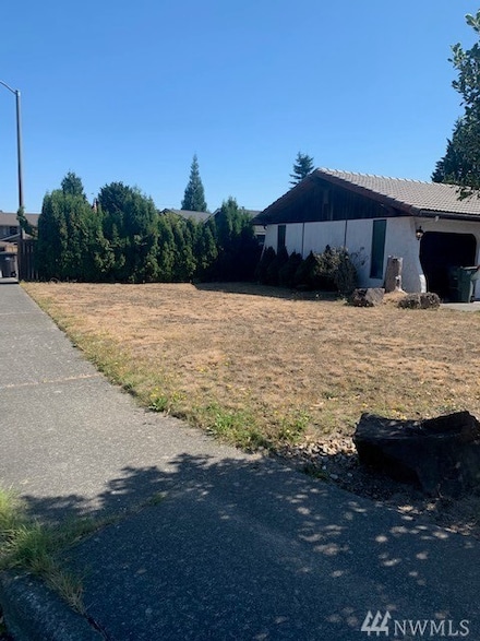 9113 9th Ave SE, Everett, WA 98208