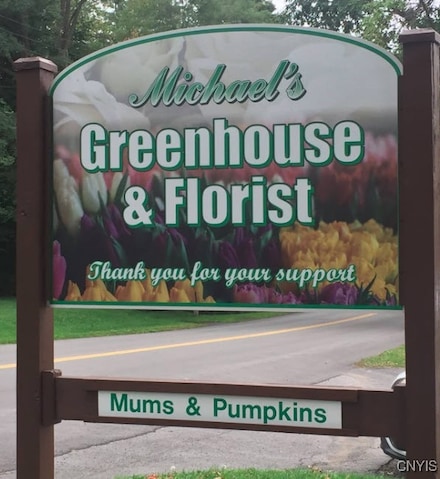 2774 Oneida St, Paris, NY 13456