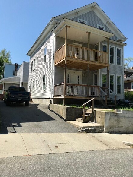 97 Willow St, Woonsocket, RI 02895