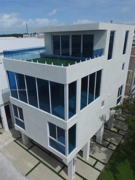 94825 Overseas Hwy, Key Largo, FL 33037