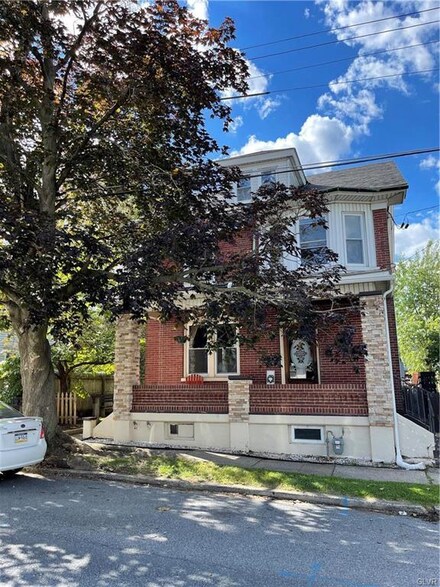 2463 Birch St, Easton, PA 18042