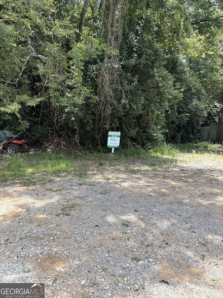 3896 Log Cabin Dr, Macon, GA 31204