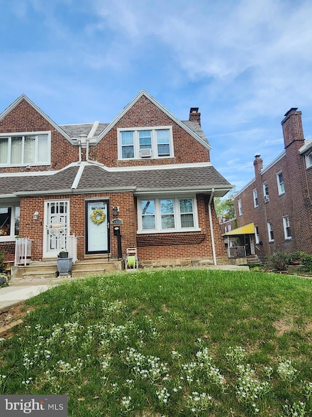1419 E Duval St, Philadelphia, PA 19138