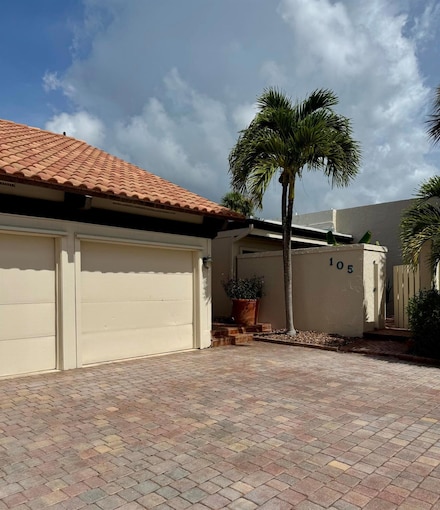 105 W Sandpiper Cir, Jupiter, FL 33477