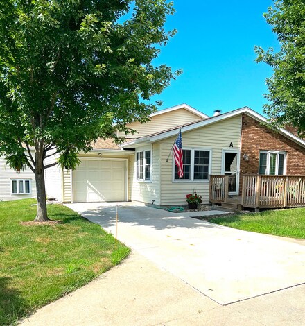 1546 Hunt Dr Unit A, Normal, IL 61761