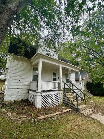 115 W Terrace Ave, Hannibal, MO 63401
