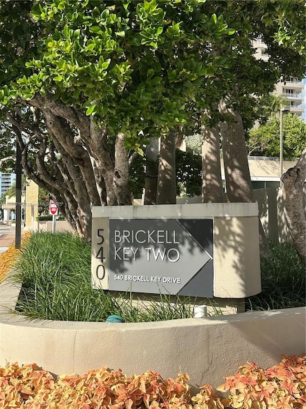 540 Brickell Key Dr Unit 1706, Miami, FL 33131