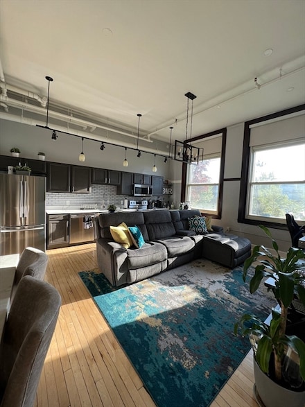 948 Main St Unit 205, Waltham, MA 02451