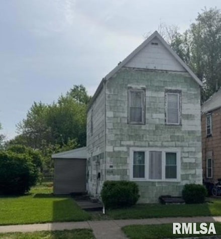 925 S 6th St, Quincy, IL 62301