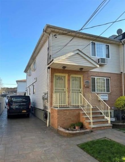 14262 123rd Ave, Jamaica, NY 11436