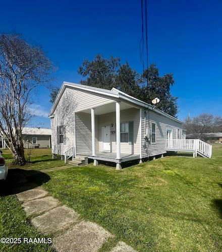 1520 Darce St, Jeanerette, LA 70544