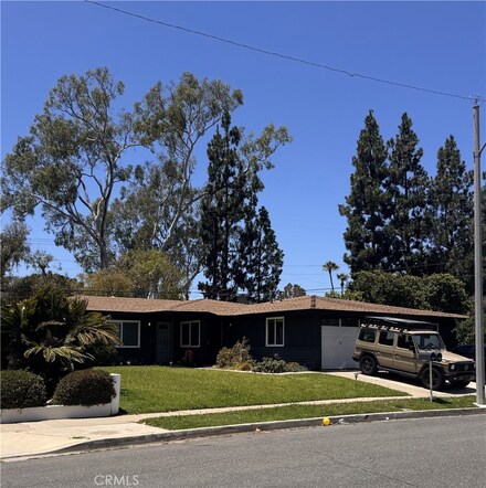 2195 American Ave, Costa Mesa, CA 92627