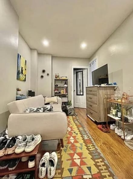 338 E 65th St Unit 11, New York, NY 10065
