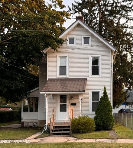 414 Mahoning St, Milton, PA 17847