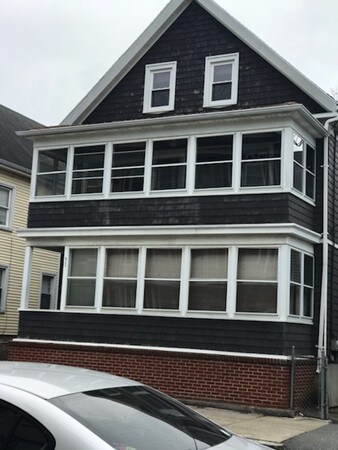 31 Mcgurk St, New Bedford, MA 02744