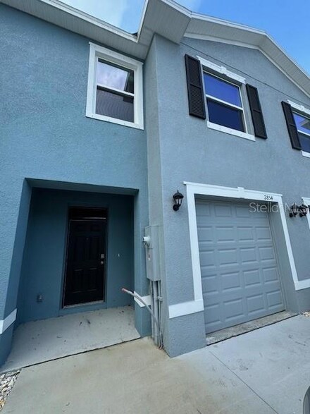 2854 Newbern Banks Dr, Bradenton, FL 34208