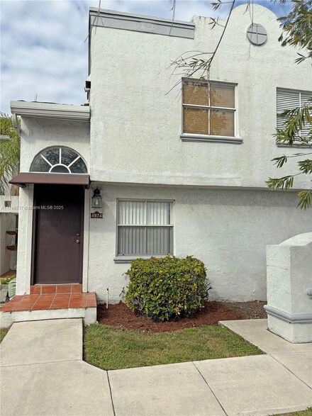 4974 NW 97th Place Unit 310, Doral, FL 33178
