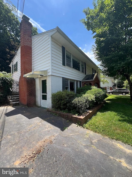 107 Patrick St SE, Vienna, VA 22180