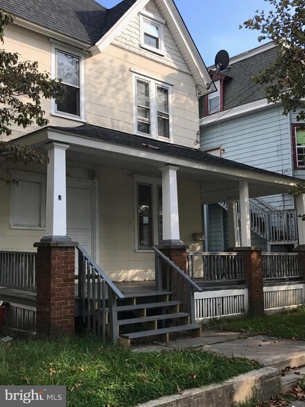 7 Franklin St, Penns Grove, NJ 08069