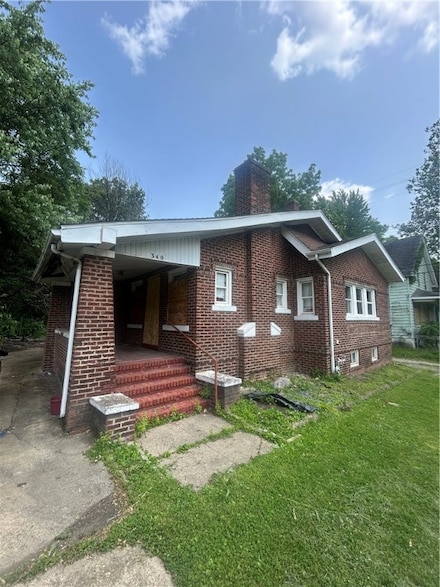 340 N Calhoun St, Decatur, IL 62521