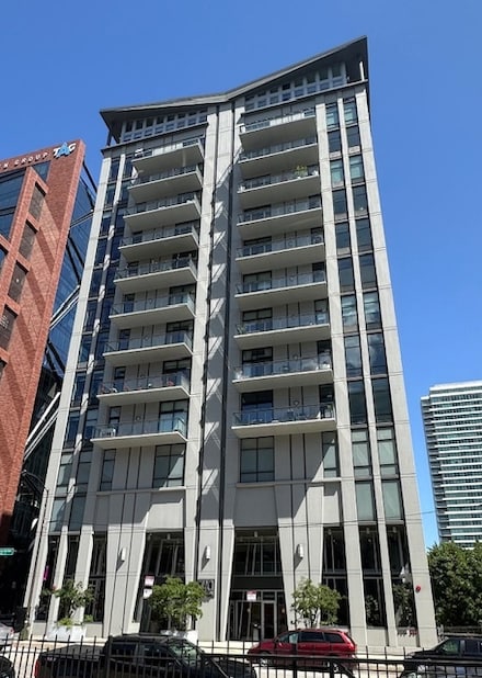 740 W Fulton St Unit 801, Chicago, IL 60661