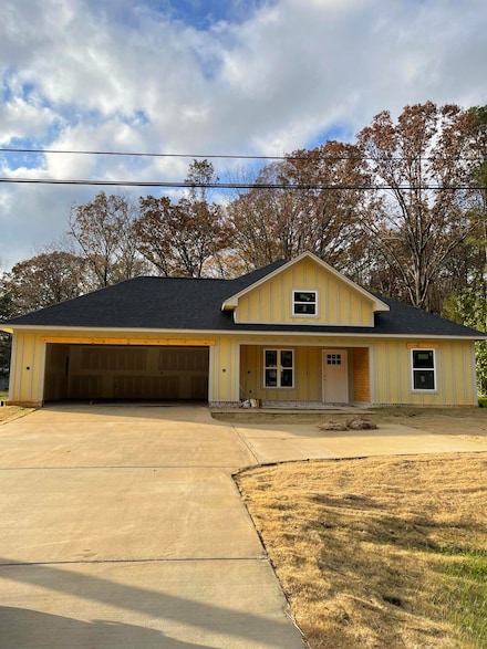 1718 Briar Ridge Rd, Tupelo, MS 38804