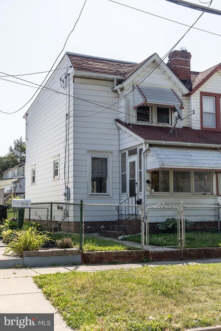 217 Haakon Rd, Brooklawn, NJ 08030