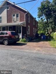 1365 Pennsylvania Ave, Emmaus, PA 18049