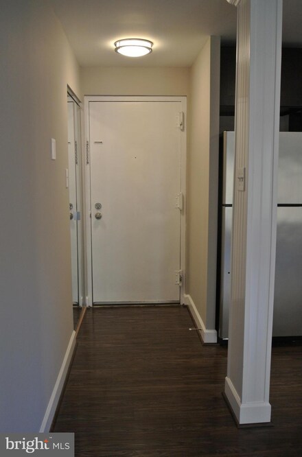 3100 S Manchester St Unit 309, Falls Church, VA 22044