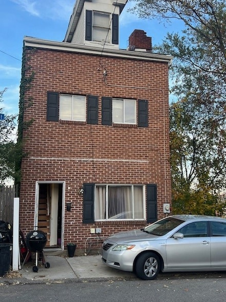 7 Roscoe St, Pittsburgh, PA 15203