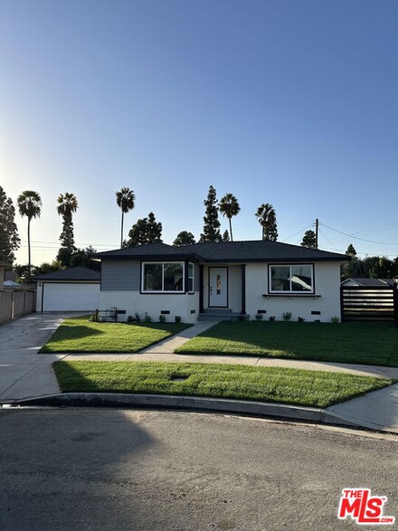 12201 Defiance Ave, Los Angeles, CA 90059