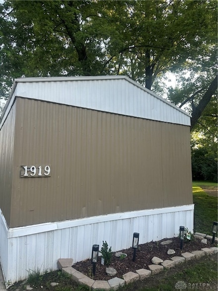1919 Greenfield Dr, Middletown, OH 45044