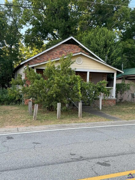 722 Mitchell St, Macon, GA 31217