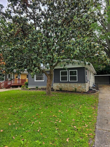 2109 Southeast Blvd, Evansville, IN 47714