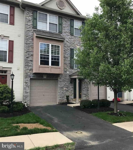214 Wheatfield Way Unit 66E, York, PA 17403