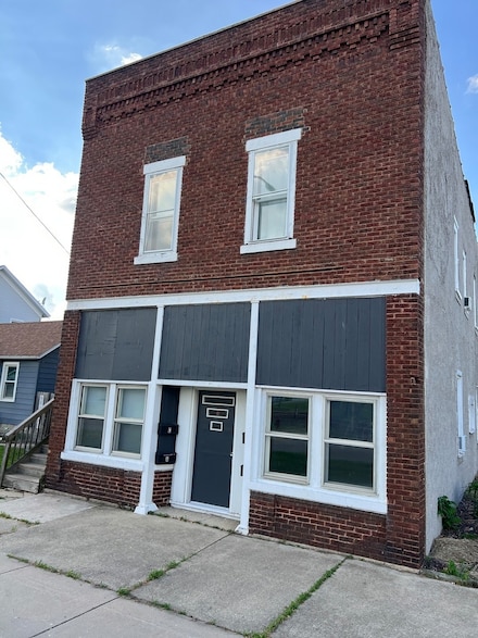 590 E Division St Unit 2N, Coal City, IL 60416