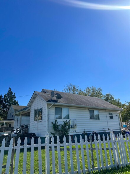 217 Woodland Ave, Pleasantville, NJ 08232