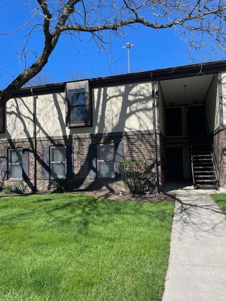 1557 Jennifer Ct Unit A, Columbus, OH 43232