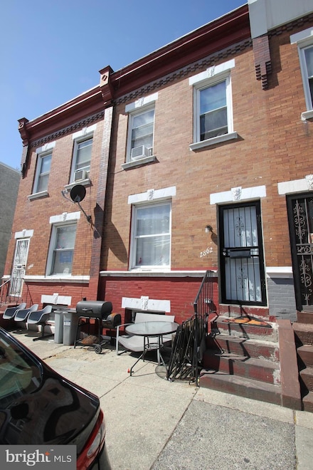 2862 N Taney St, Philadelphia, PA 19132