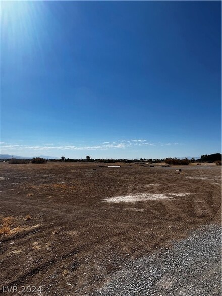 3691 W Mesquite Ave, Pahrump, NV 89060