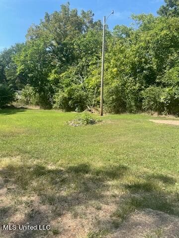 213 Division St, Como, MS 38619