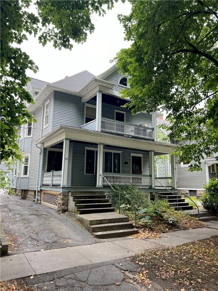30-32 Alliance Ave, Rochester, NY 14620