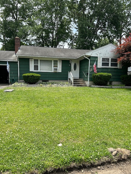71 Saddle Rd, Norwalk, CT 06851