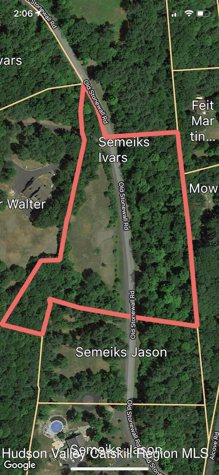 37 Old Stonewall Rd, Hannacroix, NY 12087