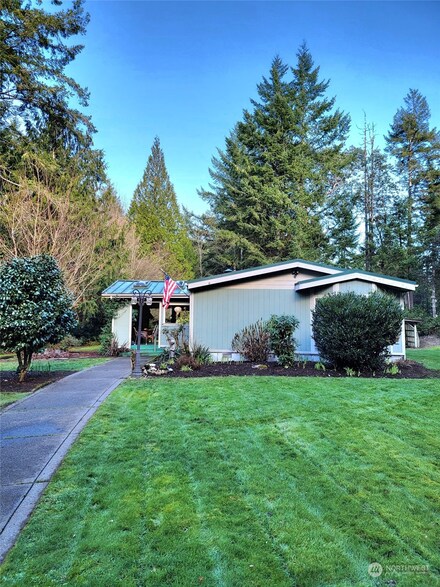 17716 27th St SW, Lakebay, WA 98349
