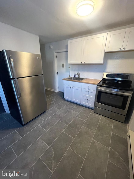 300 W Coulter St, Philadelphia, PA 19144